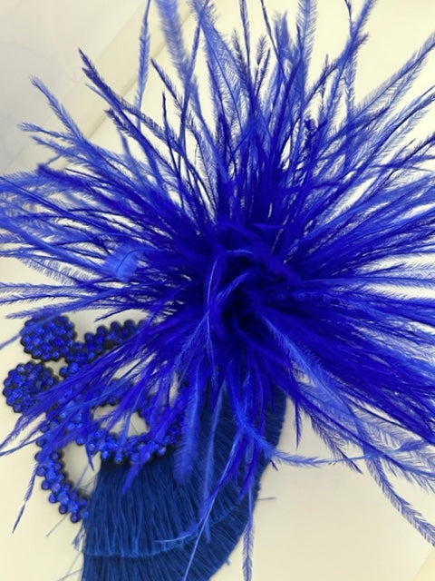 Brosche aus Straußenfedern blau  "...it´s all about feather"
