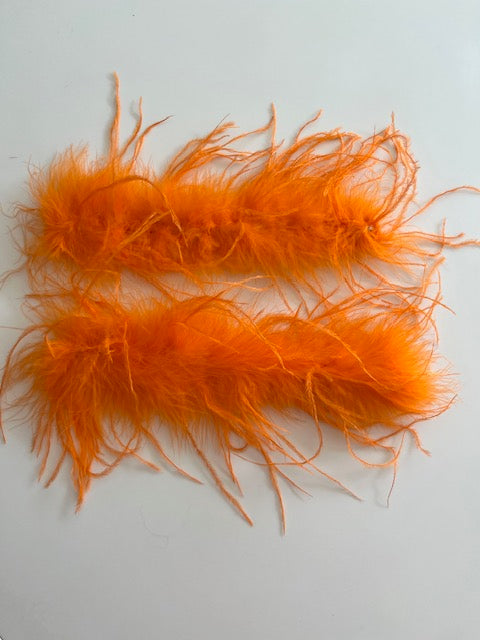 Federärmel am Handgelenk Armband aus Federn orange ....it`s all about feather