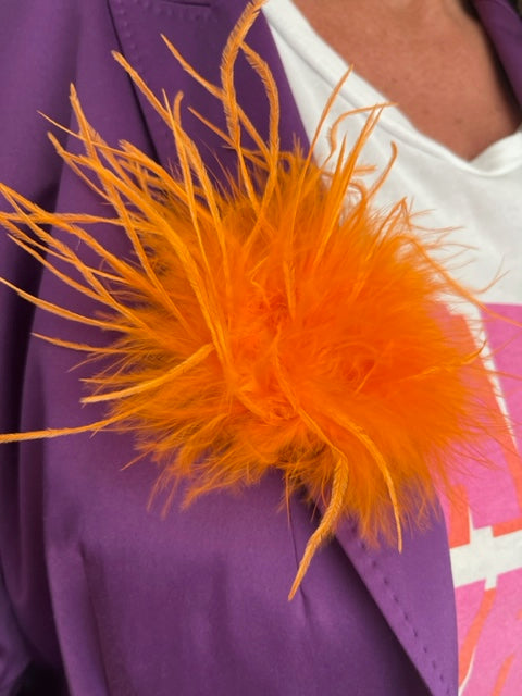 Brosche aus Marabu und Straußenfedern orange  "...it´s all about feather"