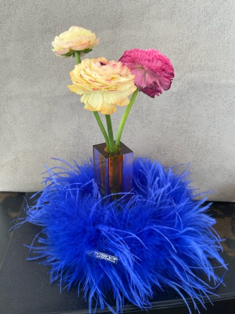 "Royal Couture "  Luxus Kranz  Straußenfedern mit Marabufedern kombiniert in royalblau